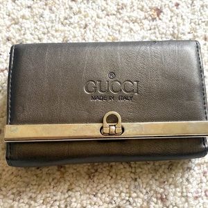 BROWNISH GOLD GUCCI WALLET